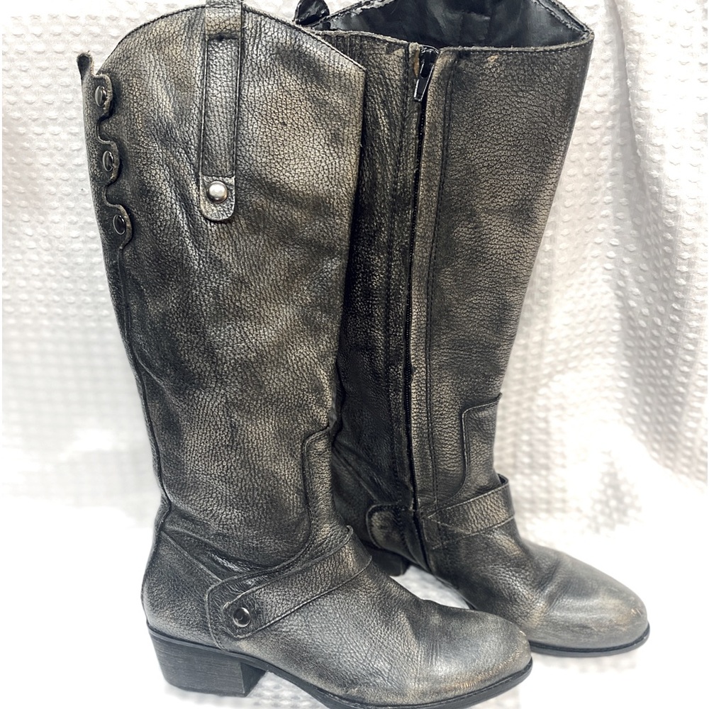 Very Volatile Women’s blackish silver riding boots, sz 8.5-good preowned cond